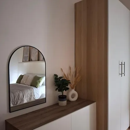 Domus Mazzini - Urban Oasis With Panoramic View Potenza