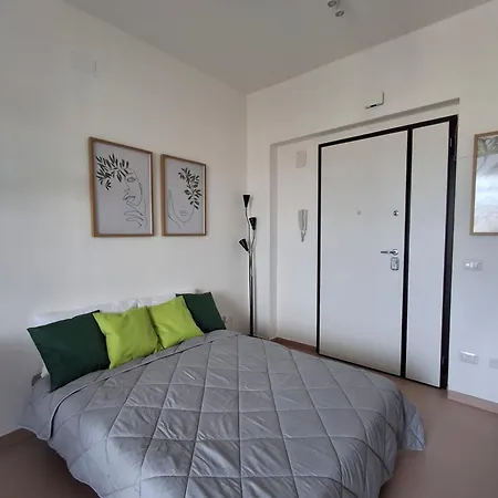 Domus Mazzini - Urban Oasis With Panoramic View Potenza