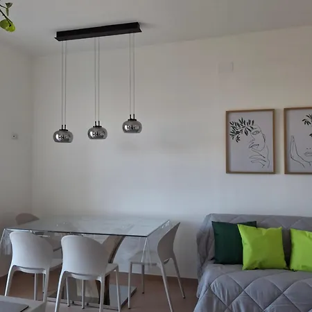 Domus Mazzini - Urban Oasis With Panoramic View * Potenza