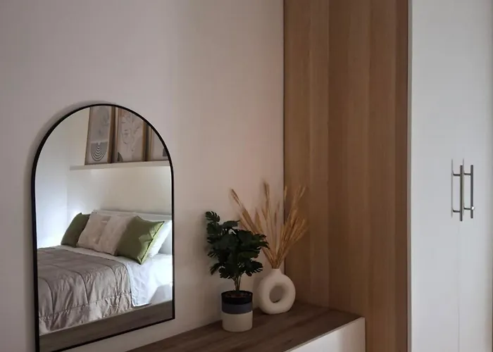 Domus Mazzini - Urban Oasis With Panoramic View Potenza