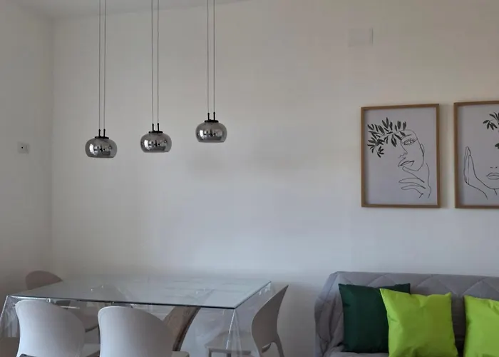 Domus Mazzini - Urban Oasis With Panoramic View * Potenza