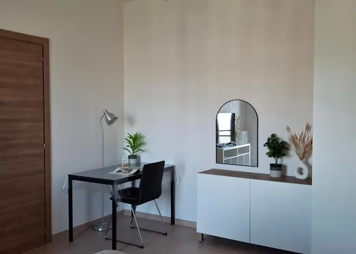 Domus Mazzini - Urban Oasis With Panoramic View Apartment