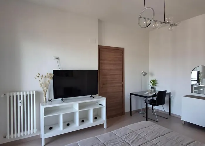 Domus Mazzini - Urban Oasis With Panoramic View * Potenza